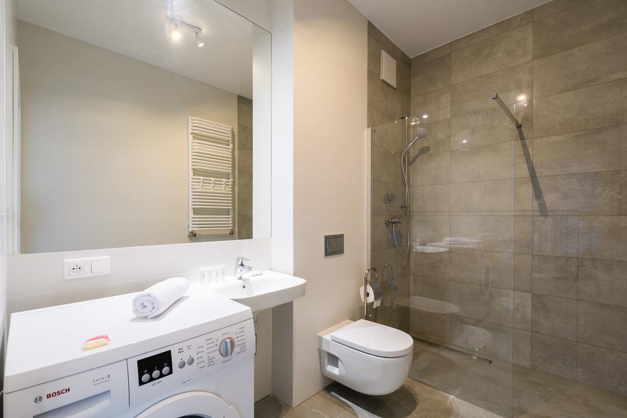 19 Dzielnica Kolejowa P&O Serviced Apartments Warsaw Ngoại thất bức ảnh